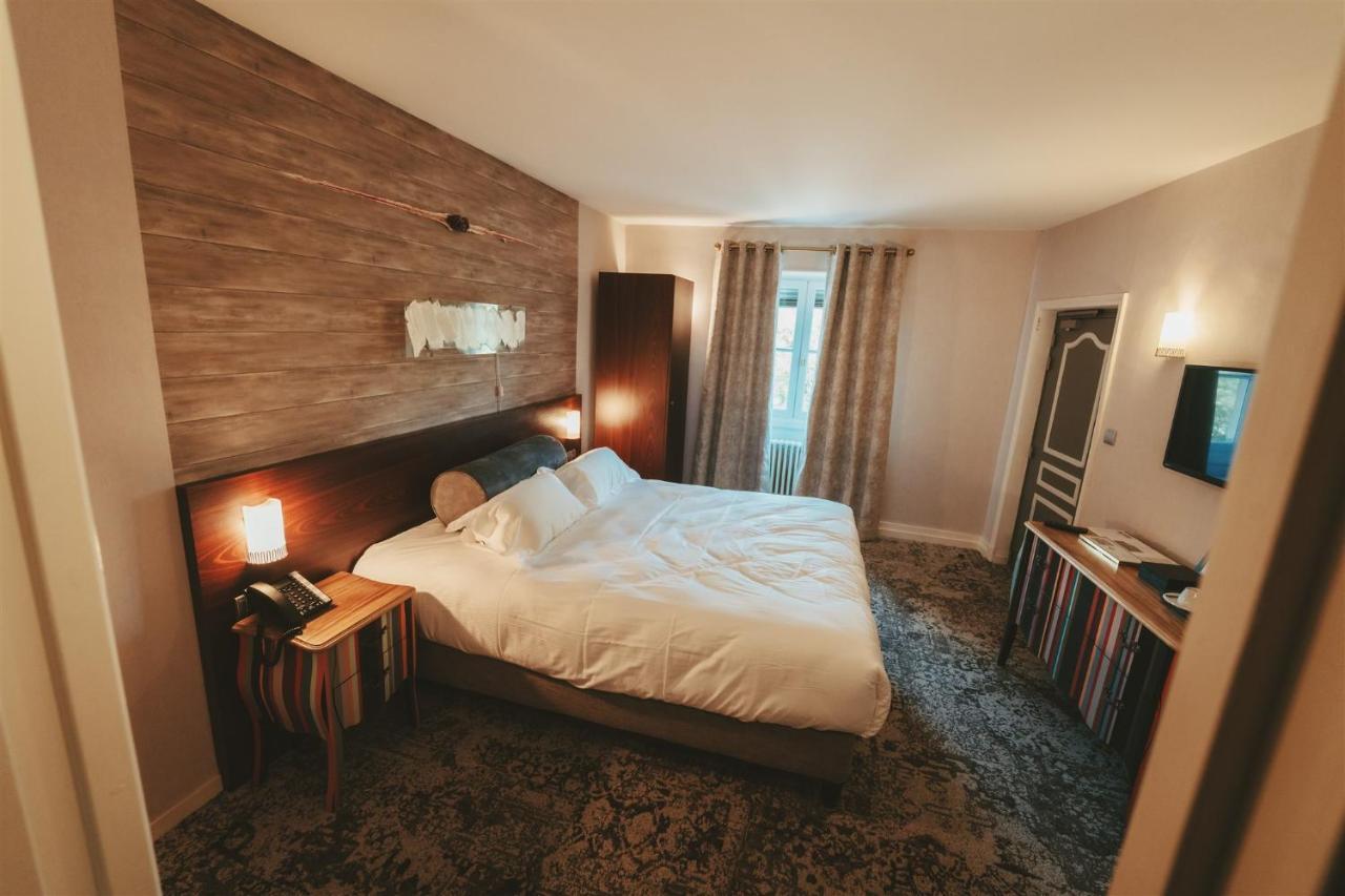 Logis Hotels Chateau De La Barge Chaintré Eksteriør billede