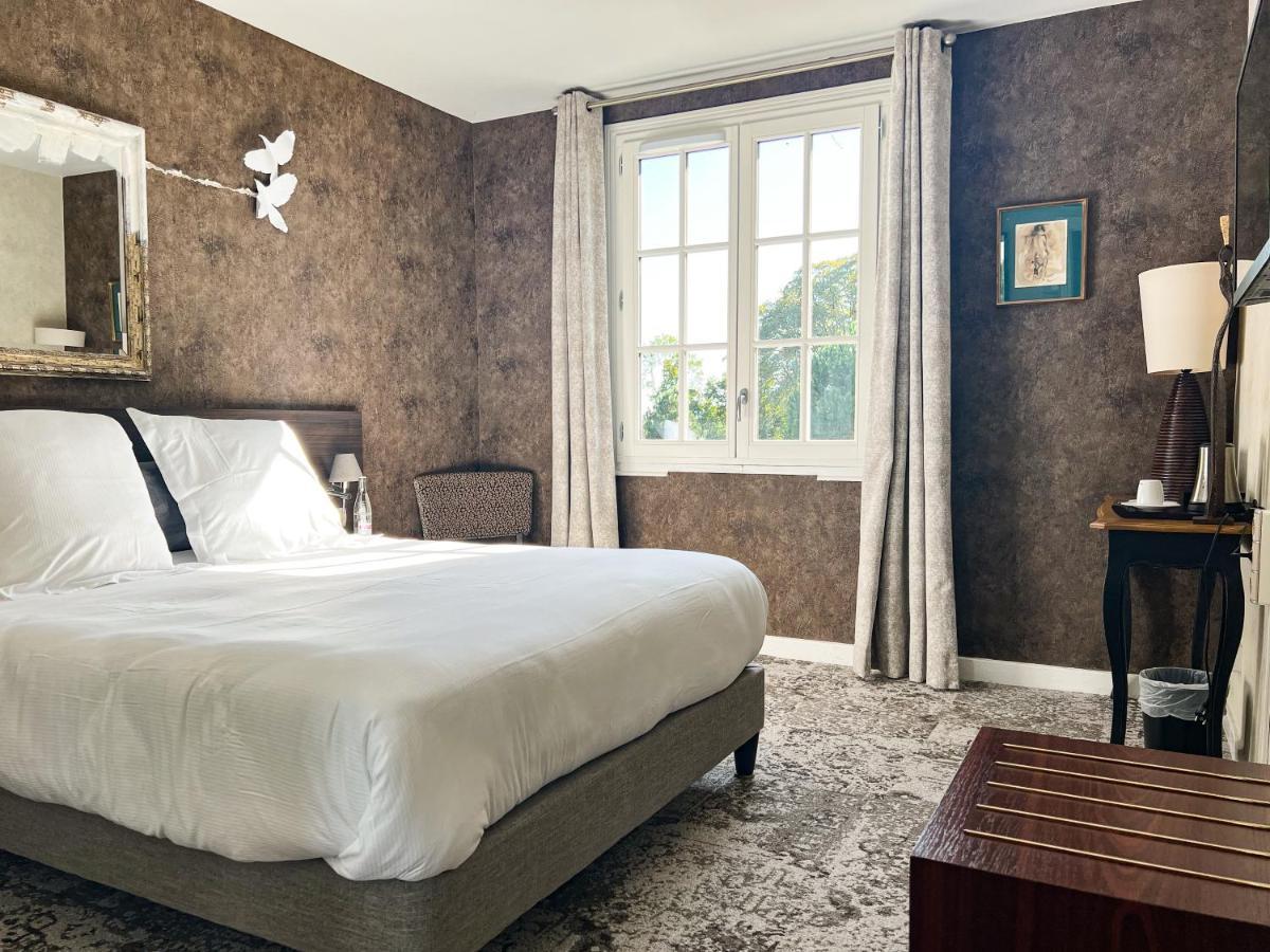 Logis Hotels Chateau De La Barge Chaintré Eksteriør billede